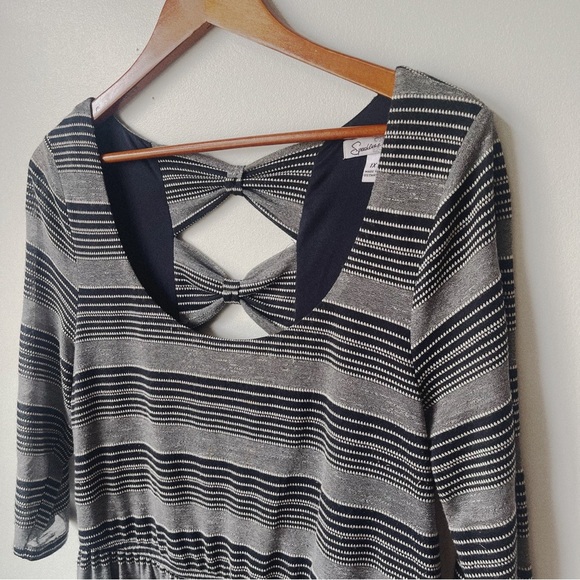 Skater Dress Women's 1X Black & White Striped Cross 3/4 Sleeve - Picture 4 of 6